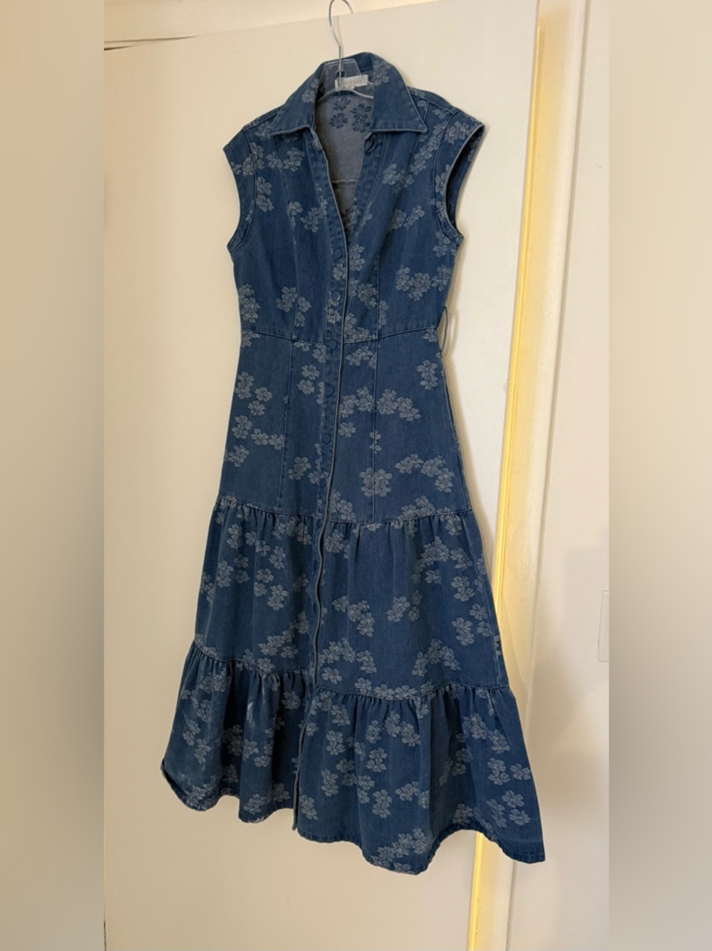 Solitaire Blue Floral Denim Midi Dress